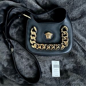 Versace Purse. Barely used. Perfect conditions